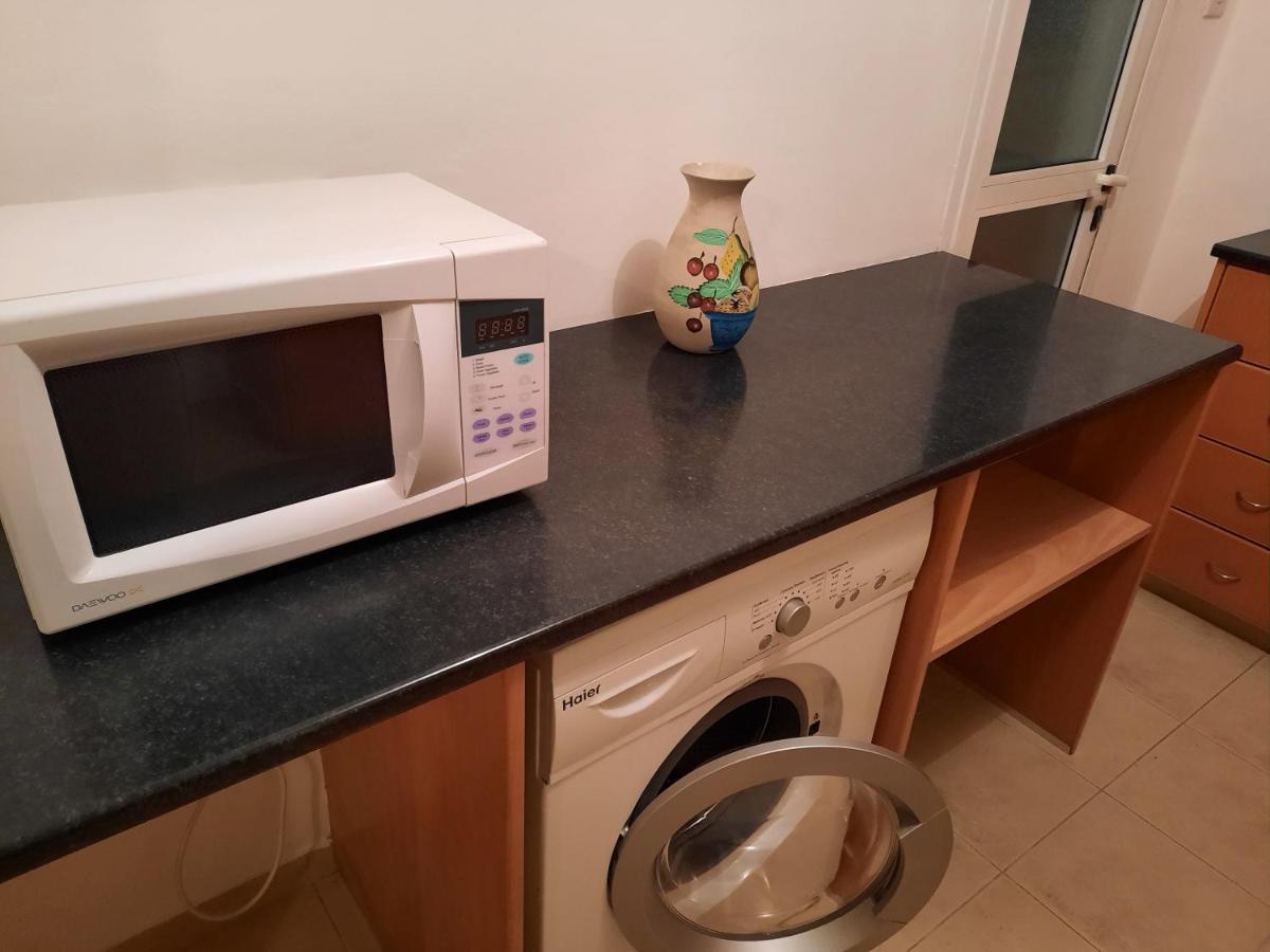 לרנקה Large Apt 2 Bedrooms Sea View & 2 Balconies מראה חיצוני תמונה