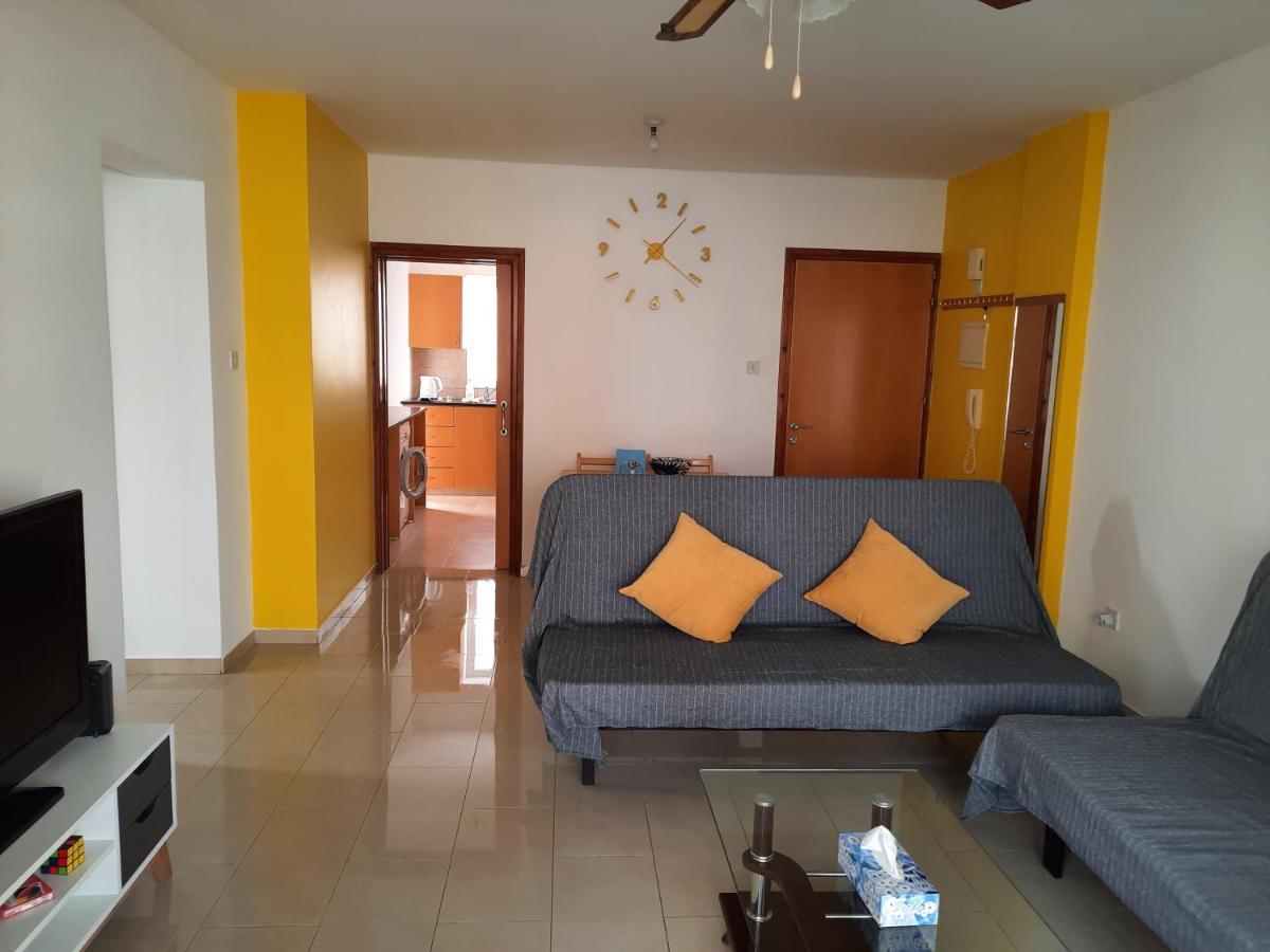 לרנקה Large Apt 2 Bedrooms Sea View & 2 Balconies מראה חיצוני תמונה