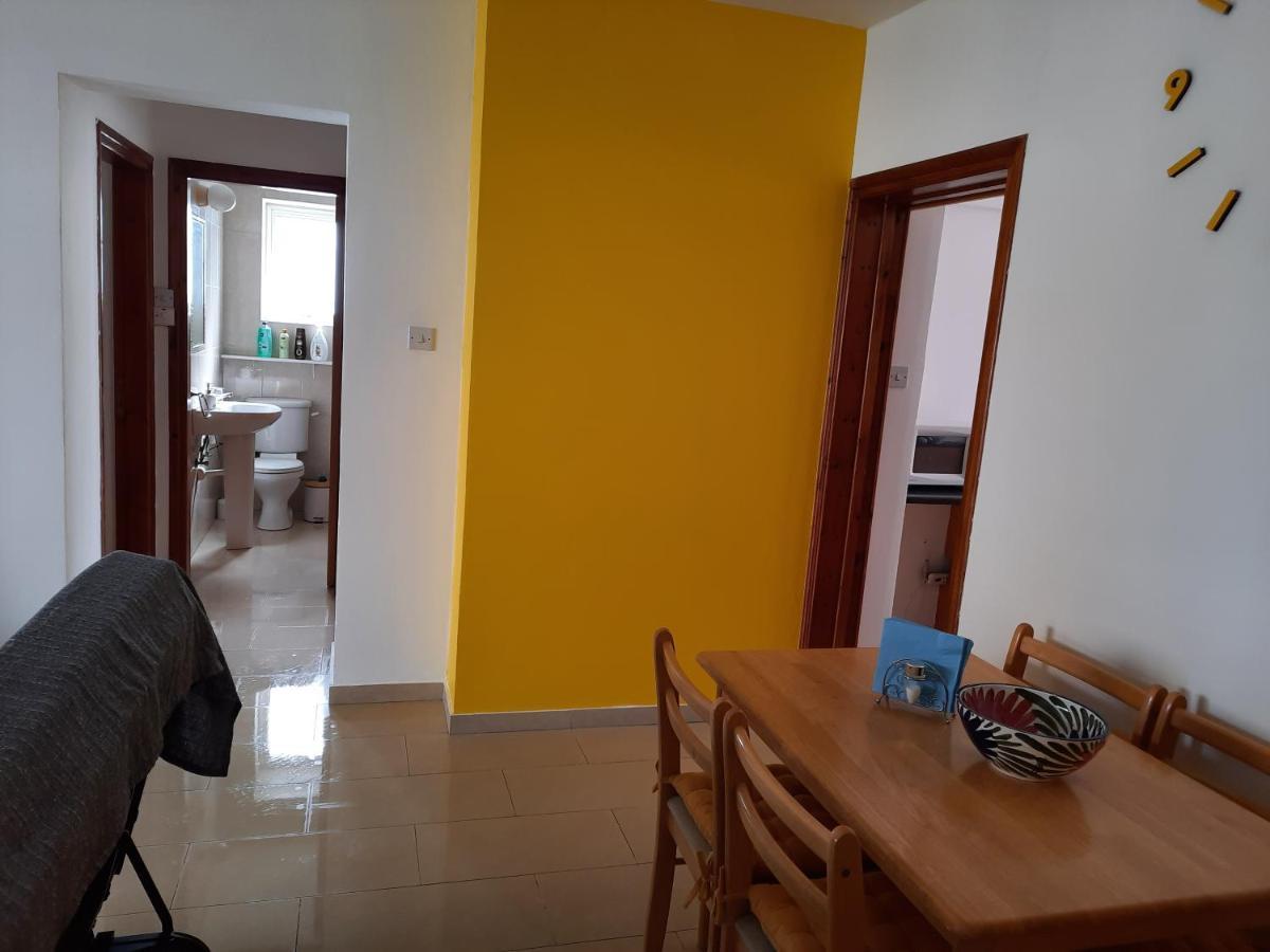 לרנקה Large Apt 2 Bedrooms Sea View & 2 Balconies מראה חיצוני תמונה